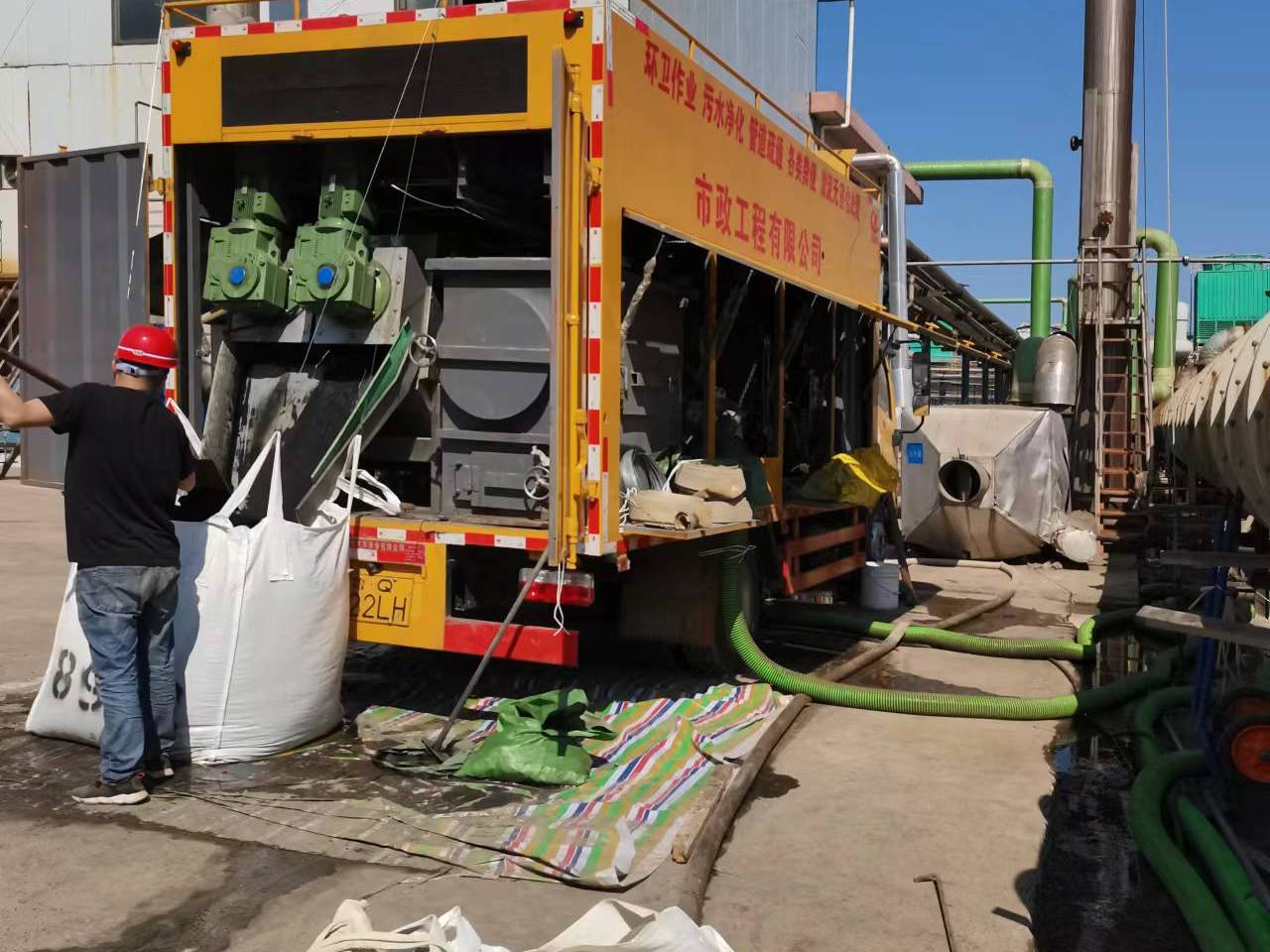 景宁淤泥压干处理